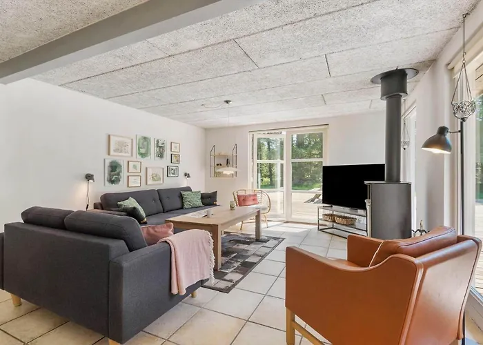 Ferienhaus Fan040-fano-nymarken-1